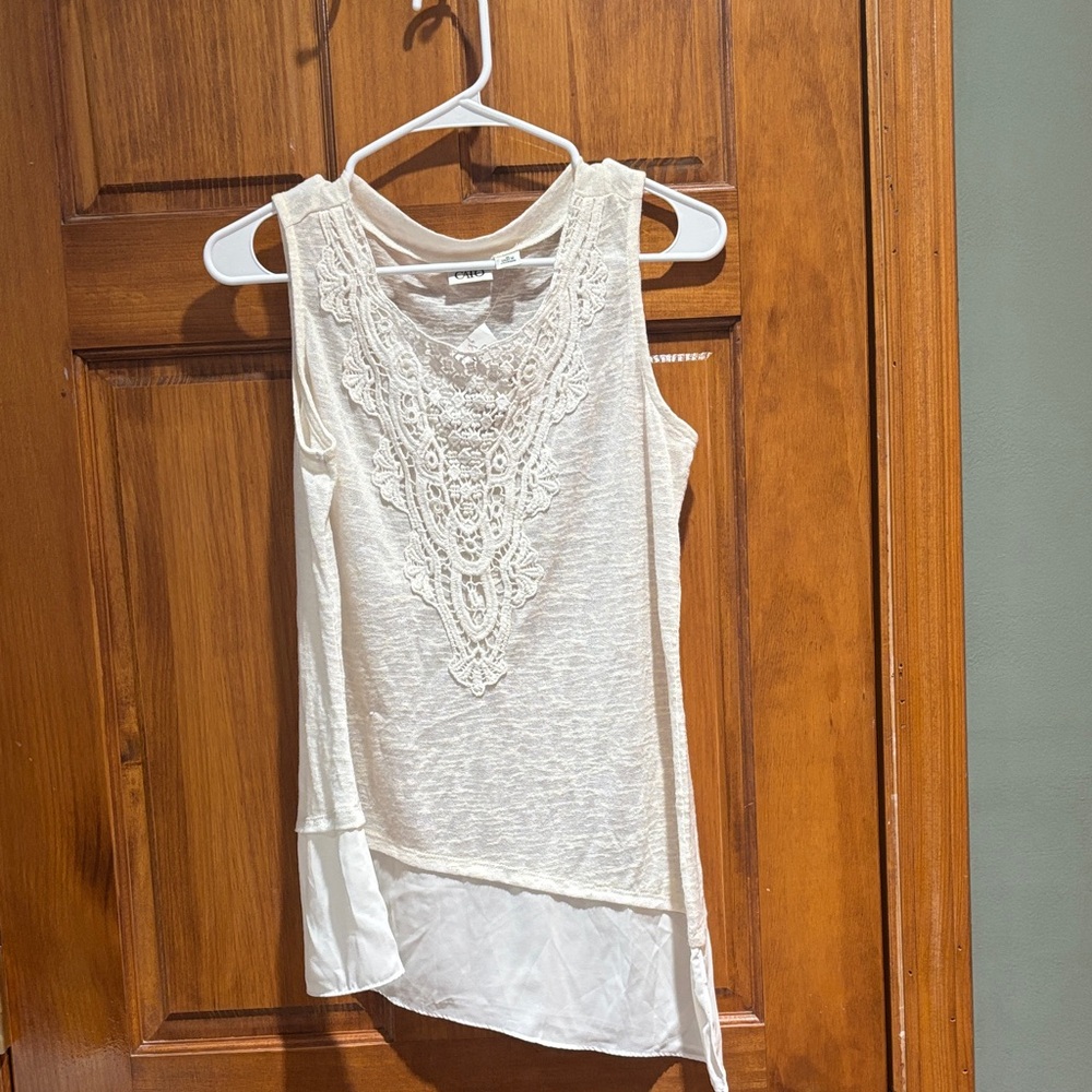 Cato Cream Lace Accent Tank Top❤️